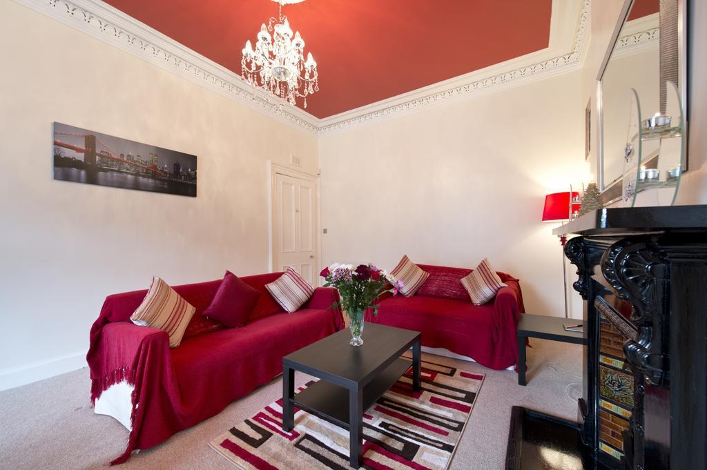 Wallace Apartment Stirling Rum bild